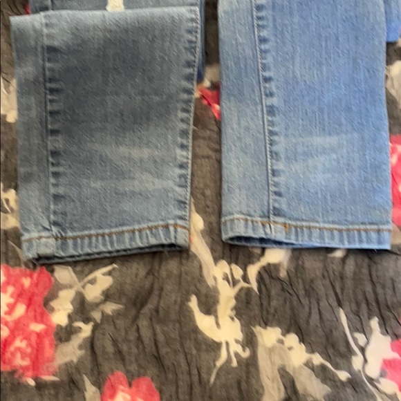 Worn style jeans - Picture 6 of 13